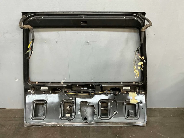 Mercedes/volkswagen mercedes-benz w124 /e-klasse estate/volkswagen passat kofferdeksel (3x) - afbeelding 5 van  7