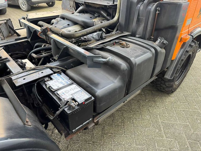Merceds benz - 1998 - unimog ux100 - vrachtwagen - afbeelding 16 van  30