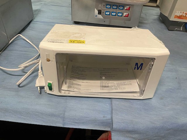 Merck cultura m 70704 aerobic incubator - afbeelding 1 van  3