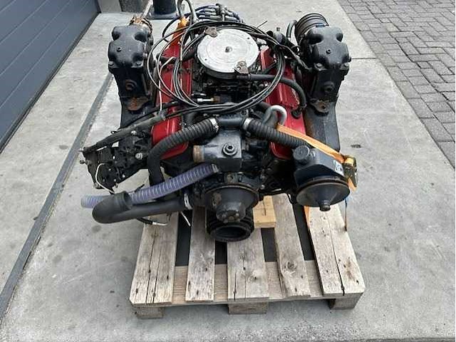 Mercruiser - v8 - inboard motor - afbeelding 2 van  3
