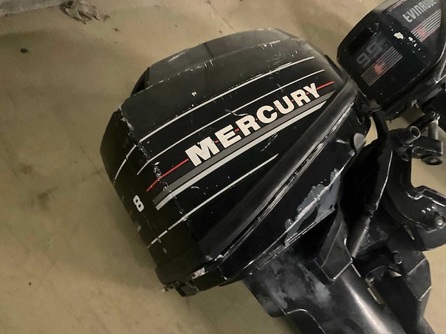 Mercury - 8 pk - buitenboordmotor - afbeelding 4 van  4