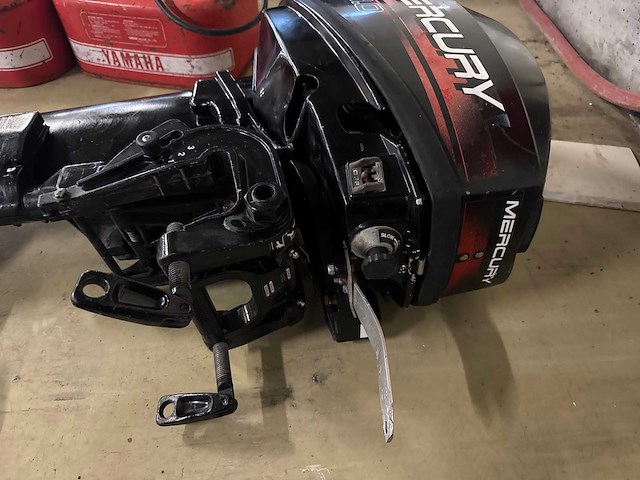 Mercury - 8 pk - buitenboordmotor - afbeelding 4 van  6