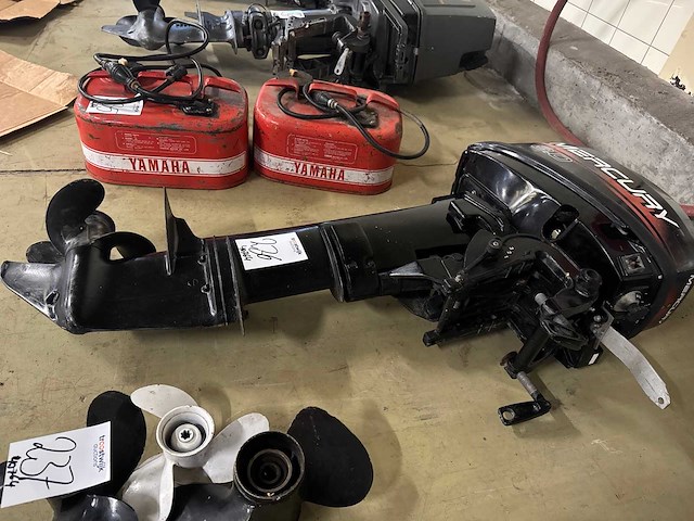 Mercury - 8 pk - buitenboordmotor - afbeelding 2 van  6