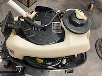 Mercury - kortstaart - 4 pk me4m4st - 4-tak - buitenboordmotor - afbeelding 11 van  26