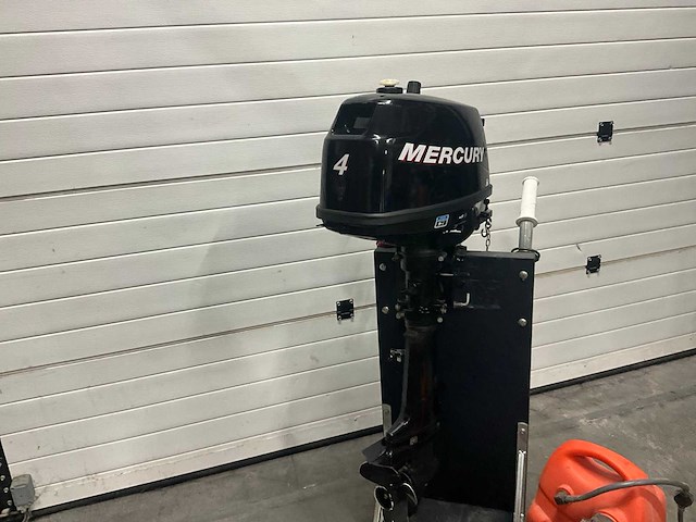 Mercury - kortstaart - 4 pk me4m4st - 4-tak - buitenboordmotor - afbeelding 9 van  19