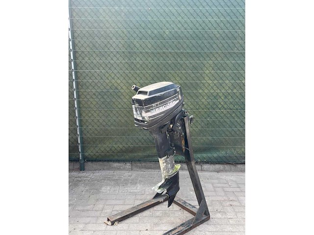Mercury - langstaart - 8 pk - 2-takt - buitenboordmotor - afbeelding 2 van  2