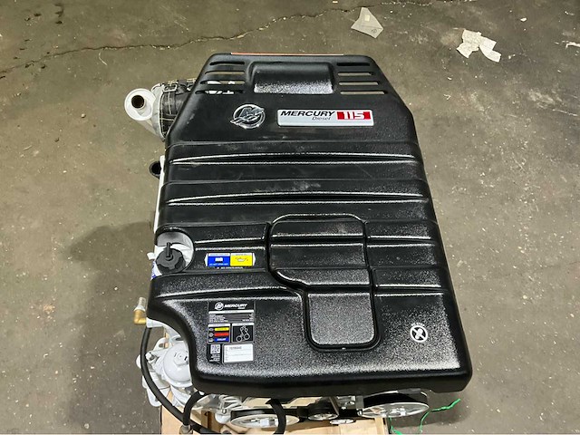 Mercury 115 hp inboard diesel inboard mr504. 2.0l marine engine - afbeelding 4 van  12