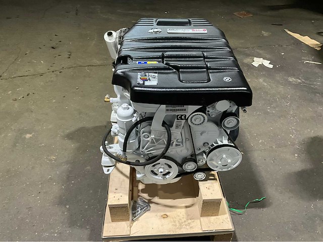 Mercury 115 hp inboard diesel inboard mr504. 2.0l marine engine - afbeelding 7 van  12