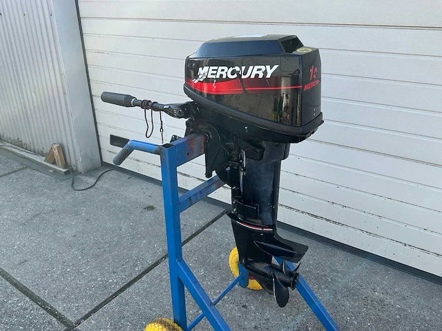 Mercury 15pk 2 takt kortstaart buitenboordmotor - afbeelding 1 van  10