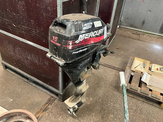 Mercury 15pk fourstroke buitenboordmotor - afbeelding 1 van  7