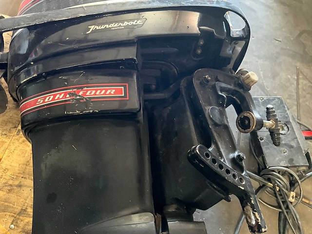 Mercury 500 50 pk buitenboordmotor - afbeelding 4 van  5