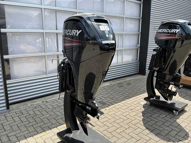 Mercury 80l 4s buitenboordmotor - afbeelding 2 van  7