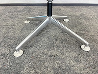 Mercury asis - design bureaustoel + conferentiestoel - afbeelding 9 van  13