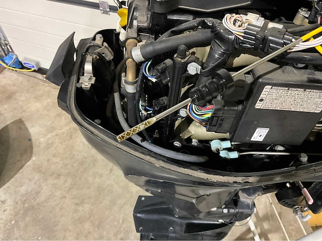 Mercury efi f25 outboard buitenboordmotor - afbeelding 8 van  12