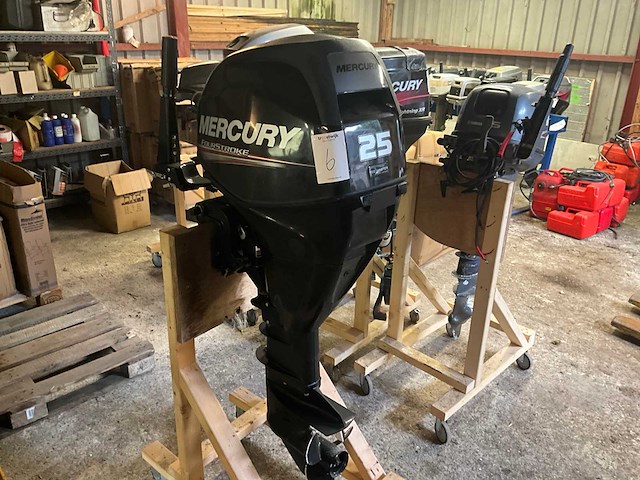 Mercury f25ml buitenboordmotor - afbeelding 5 van  8
