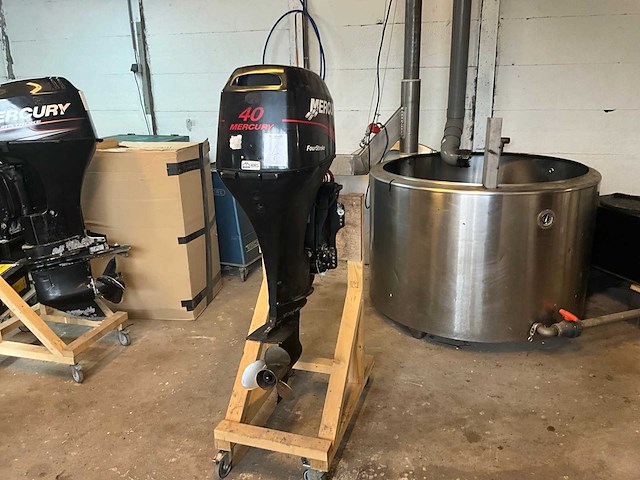 Mercury fourstroke 40elpt 4s buitenboordmotor - afbeelding 1 van  13