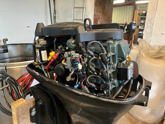 Mercury fourstroke 40elpt 4s buitenboordmotor - afbeelding 13 van  13