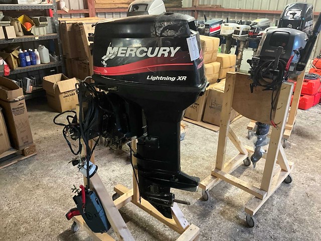 Mercury me40elpt buitenboordmotor - afbeelding 4 van  10