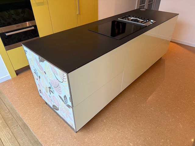 Mereno - keuken met miele apparatuur - afbeelding 10 van  47