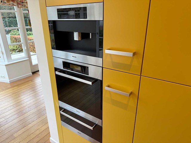 Mereno - keuken met miele apparatuur - afbeelding 27 van  47