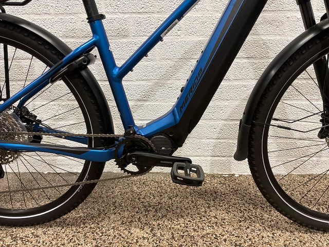 Merida ebig tour 600 elektrische damesfiets - 43 cm. - afbeelding 2 van  7