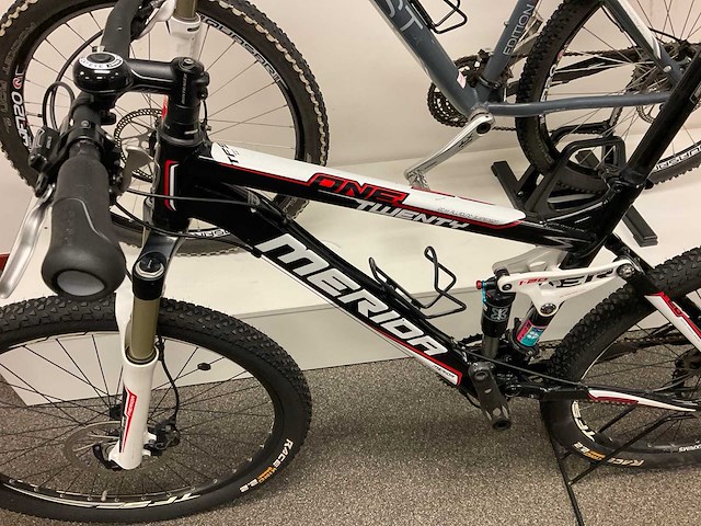 Merida,ghost mountainbike (2x) - afbeelding 2 van  5