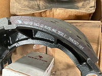 Meritor brake shoe set - afbeelding 3 van  3
