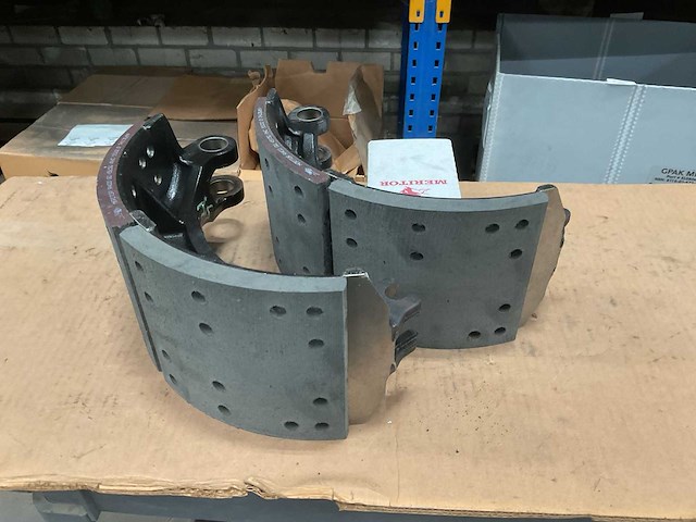Meritor remschoen set - afbeelding 7 van  7