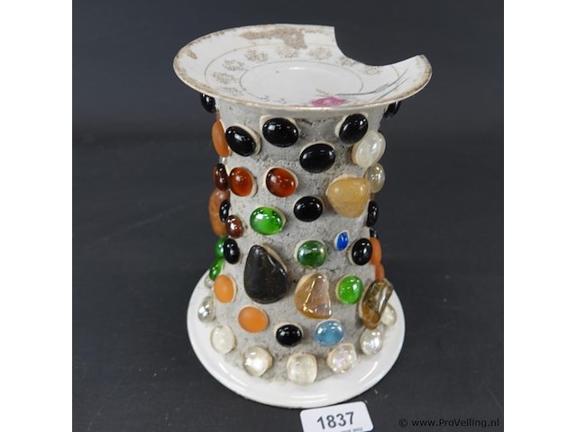 Merkwaardig consooltje - afbeelding 2 van  5