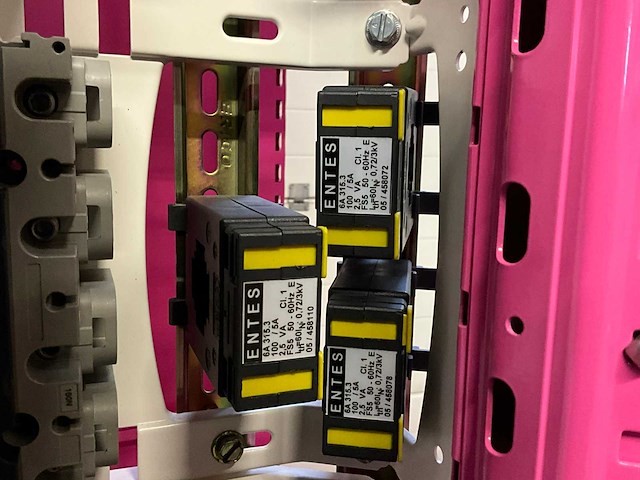 Merlin gerin compact mccb stroomonderbreker - afbeelding 3 van  11