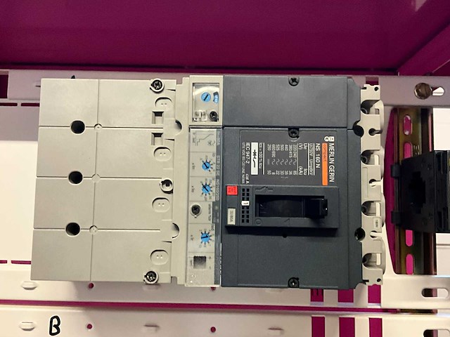 Merlin gerin compact mccb stroomonderbreker - afbeelding 5 van  11