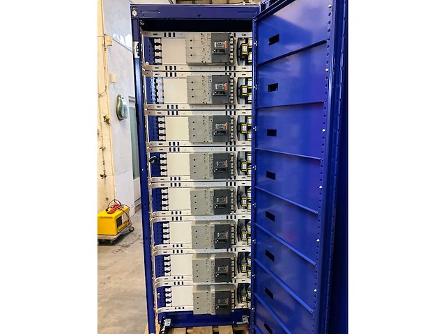 Merlin gerin compact mccb stroomonderbreker - afbeelding 5 van  12