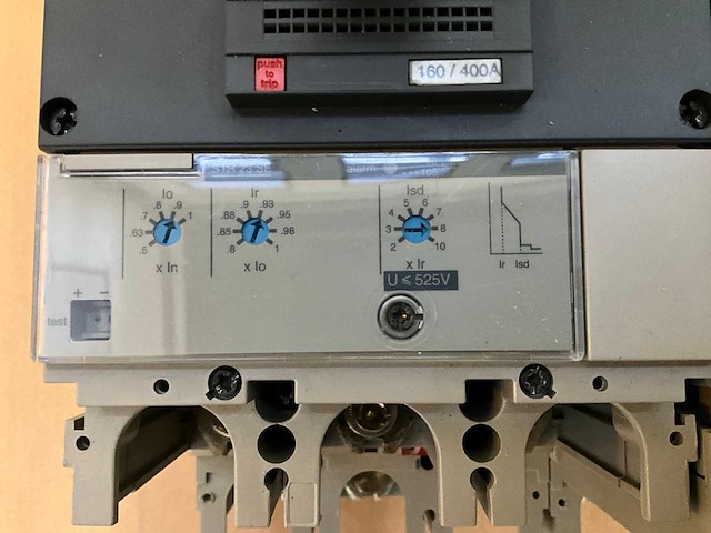Merlin gerin compact ns 400h / 400a mccb circuit breaker (2x) - afbeelding 2 van  4