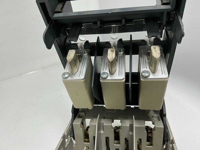 Merlin gerin fupact isft zekeringkast (12x) - afbeelding 11 van  12