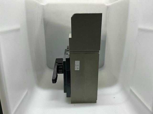 Merlin gerin ins630 630a schakelaar (3x) - afbeelding 3 van  9