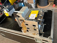 Merlin gerin masterpact nt16 h1 1600a 3 polig generator automaat - afbeelding 3 van  6