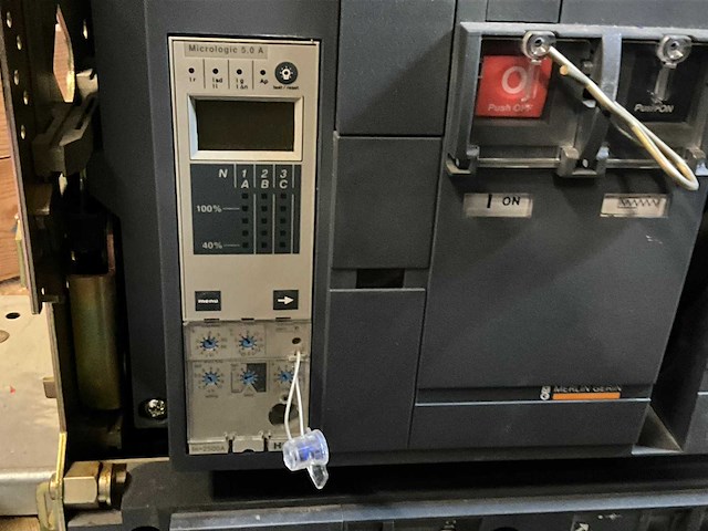 Merlin gerin masterpact nw25 h1 / 2500 a air circuit breker - afbeelding 5 van  7