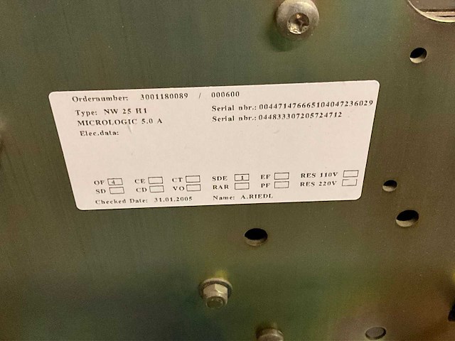 Merlin gerin masterpact nw25 h1 / 2500 a air circuit breker - afbeelding 6 van  7