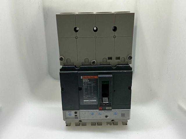 Merlin gerin ns160 n 3p+n compact circuit breaker (6x) - afbeelding 2 van  8