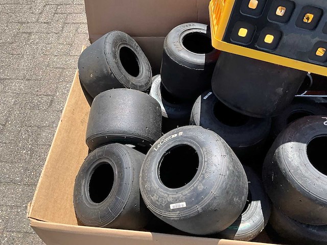 Merlin kart (2x) - afbeelding 15 van  17