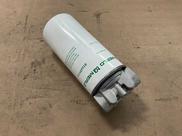 Merlo 016499aa engine air and oil filter - afbeelding 1 van  3