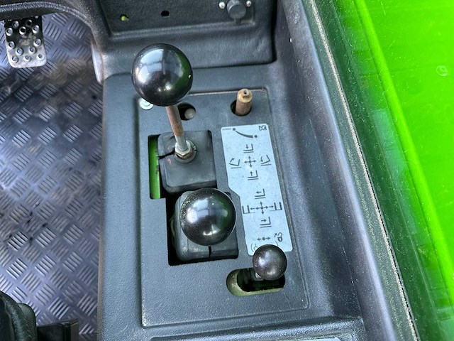 Merlo r30.16 roterende verreiker met manbak tzg-62-v - afbeelding 25 van  44