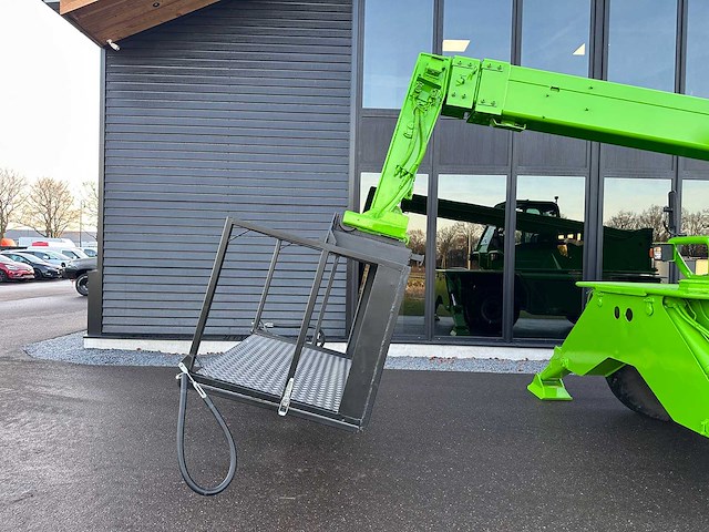 Merlo r30.16 roterende verreiker met manbak tzg-62-v - afbeelding 27 van  44