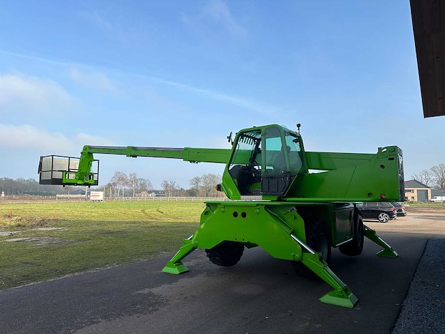 Merlo r30.16 roterende verreiker met manbak tzg-62-v - afbeelding 36 van  44
