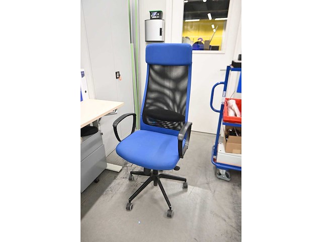 Meroni slinger verstelbaar bureau inclusief bureaustoel - afbeelding 4 van  5