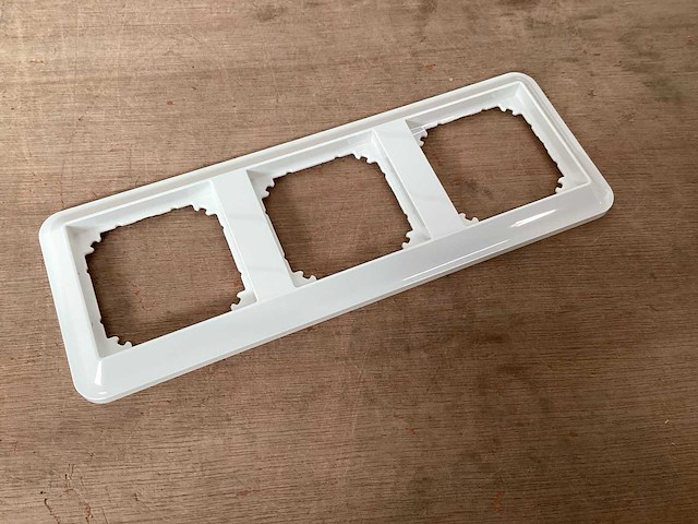 Merten afdekraam drievoudig wit (130x) - afbeelding 1 van  4