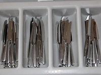 Messen arthur krub in drie bestekbakken. ruim 200 stuks. - afbeelding 3 van  3