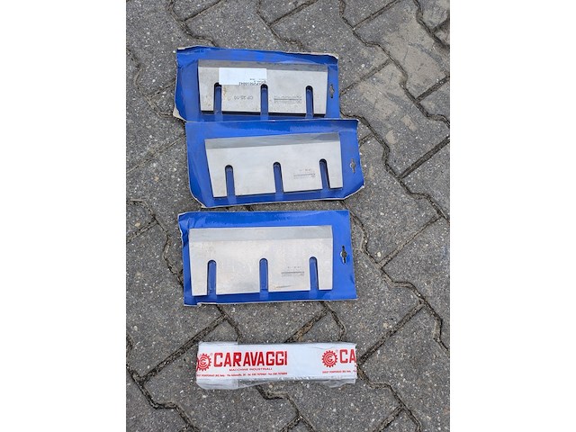 Messenset en tegenmes, caravaggi - cippo 25, (behorende bij kavel 6) - afbeelding 1 van  10
