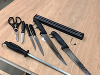 Messenset met magnetische muurbeugel - afbeelding 5 van  5