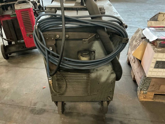 Messer griesheim euromast 16 mig lasapparaat - afbeelding 5 van  11